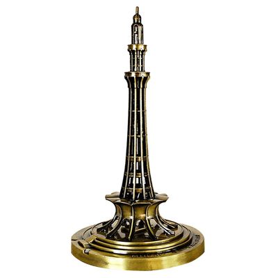 VOSAREA Miniature E Pakistan Metal Tower Model Architecture Model Desktop Iron Pakistan Tower for Pakistan Travel Souvenir Keepsake Home Ornaments Decor Tower Sculpture