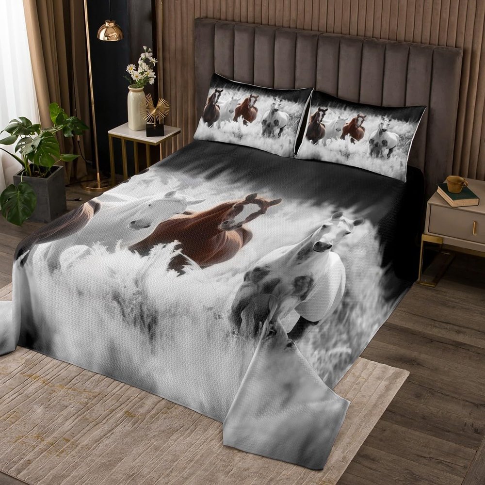 Brown Horse Bedspread Western Cowboy Bedding Set Exotic Farm Animals Coverlet Set for Kids Teen Boys Adults Horses Wildlife Rustic Country Bed Cover with 2 Pillow Cases Queen Size White