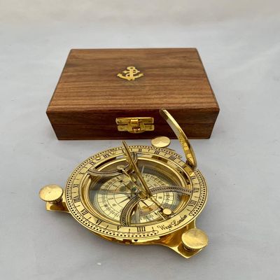 Vimal Nautical 4 Inch West London Vintage Style Brass Compass Sandal in a Wooden Presentation Box