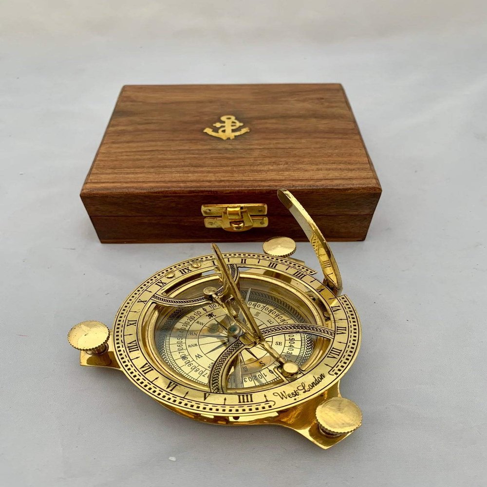 Vimal Nautical 4 Inch West London Vintage Style Brass Compass Sandal in a Wooden Presentation Box