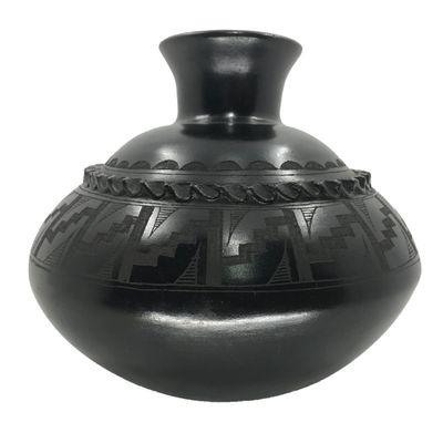 Black Pottery Flat Rounded Vase Sgraffito Design