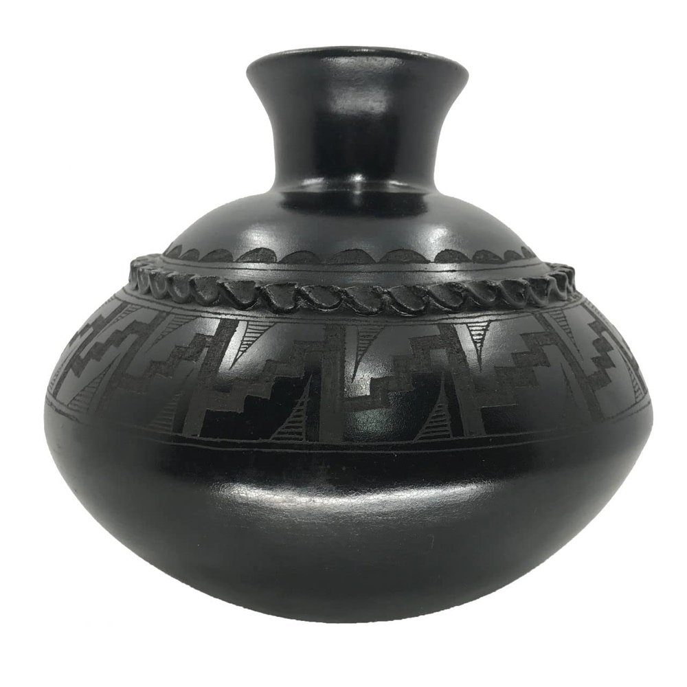 Black Pottery Flat Rounded Vase Sgraffito Design