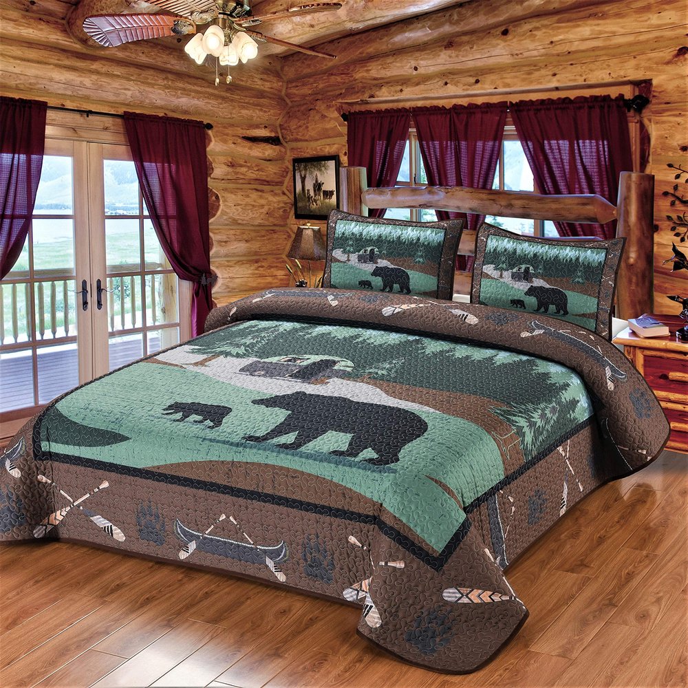 BestGiftEver Quilt Queen Size with Unique Bear RV Park Theme Print Design, Cabin Lodge Quilted Bedspread Coverlet, 3-Piece Rustic Bedding Set with Queen Quilt and 2 Pillow Shams for Nature Lovers