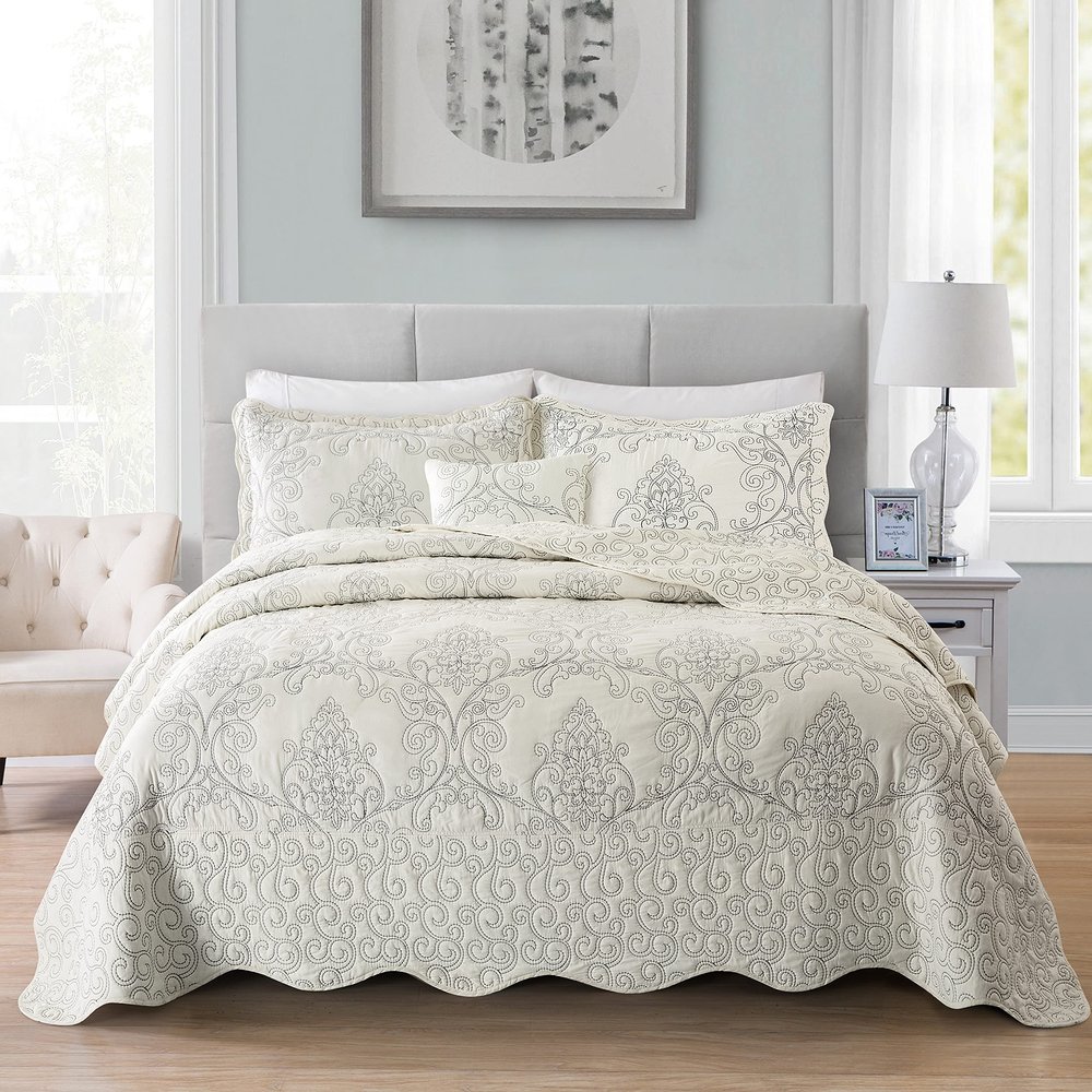 BYTIDE Quilt Bedspread Oversized Queen 4 Piece Bedding Set 110" x 120" Elegant Antique Classy Damask Embroidery with Scallop Edges, Ultra Soft Lightweight Coverlet, Antique White
