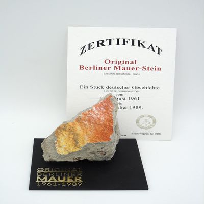 Berlin souvenirs AUTHENTIC PIECE OF BERLIN WALL with CoA - Large piece on black acrylic base