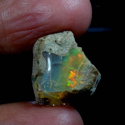 Dazzlegems 7.80 Cts AAA 100% Natural Rainbow Welo Fire Ethiopian Opal Rough Loose Gemstones-R-23