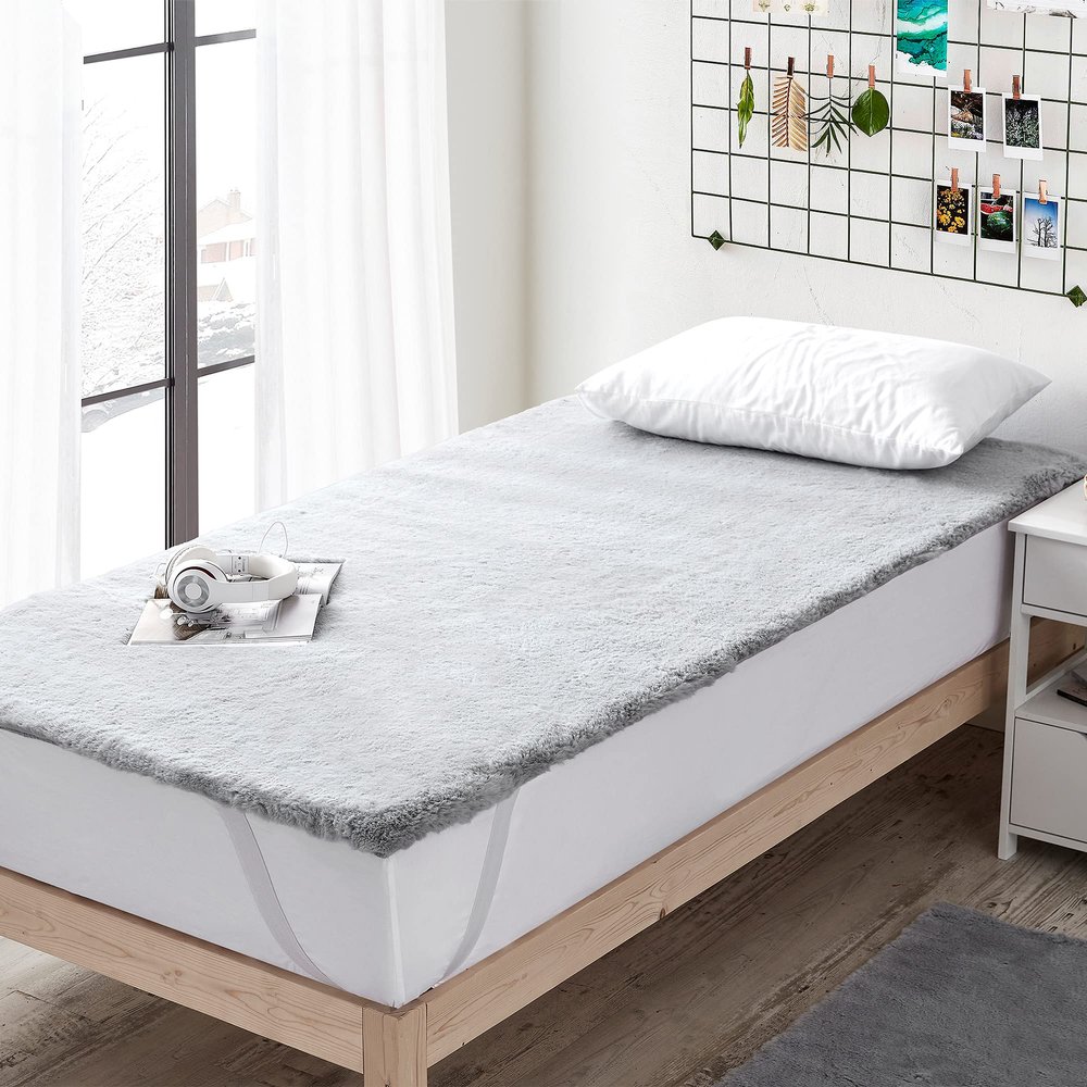 Chunky Bunny - Coma Inducer Twin Bed Topper - Glacier Gray