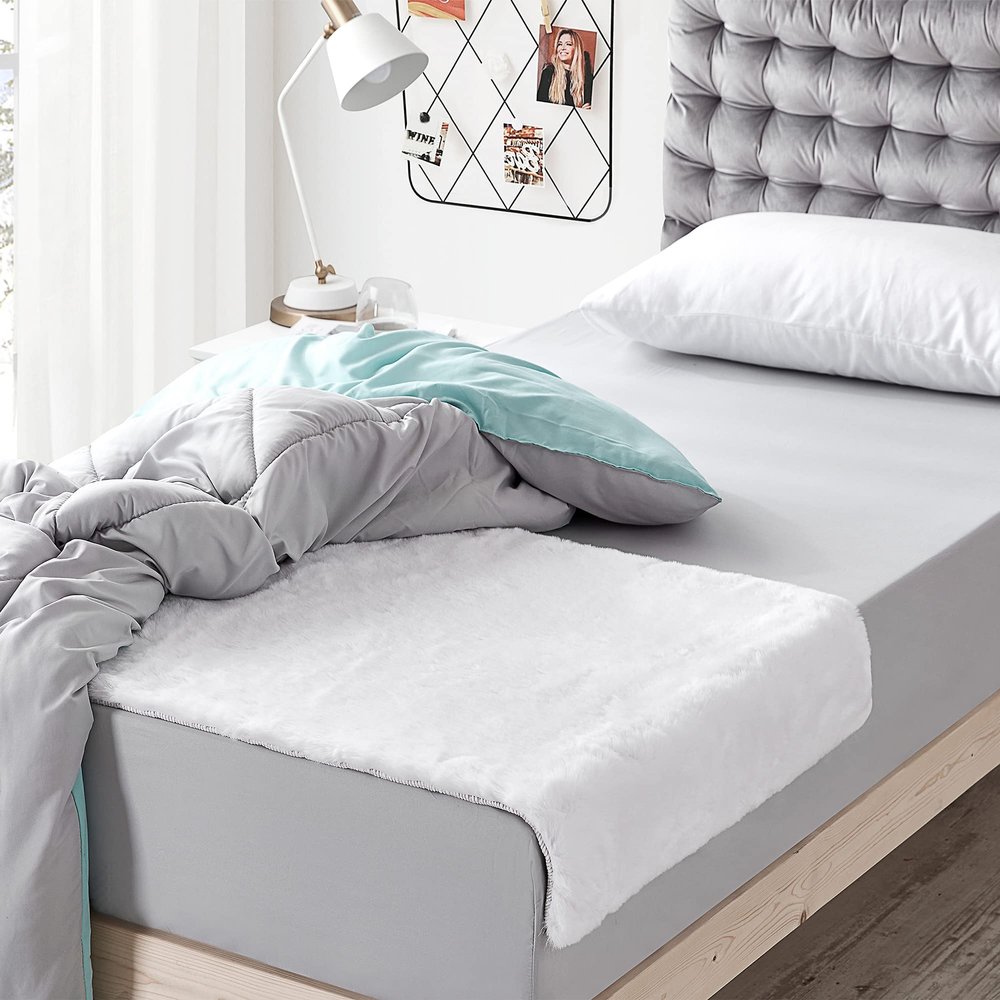 Chunky Bunny - Coma Inducer End of Bed Twin/Twin XL Topper - White