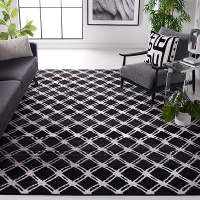 SAFAVIEH Area Rug 8x10 - Adirondack Collection - Large - Black & Light Grey, Trellis Pattern, Non-Shedding & Easy Cleaning, Ideal for Living Room, Bedroom, Office, Dining Space (ADR105F)