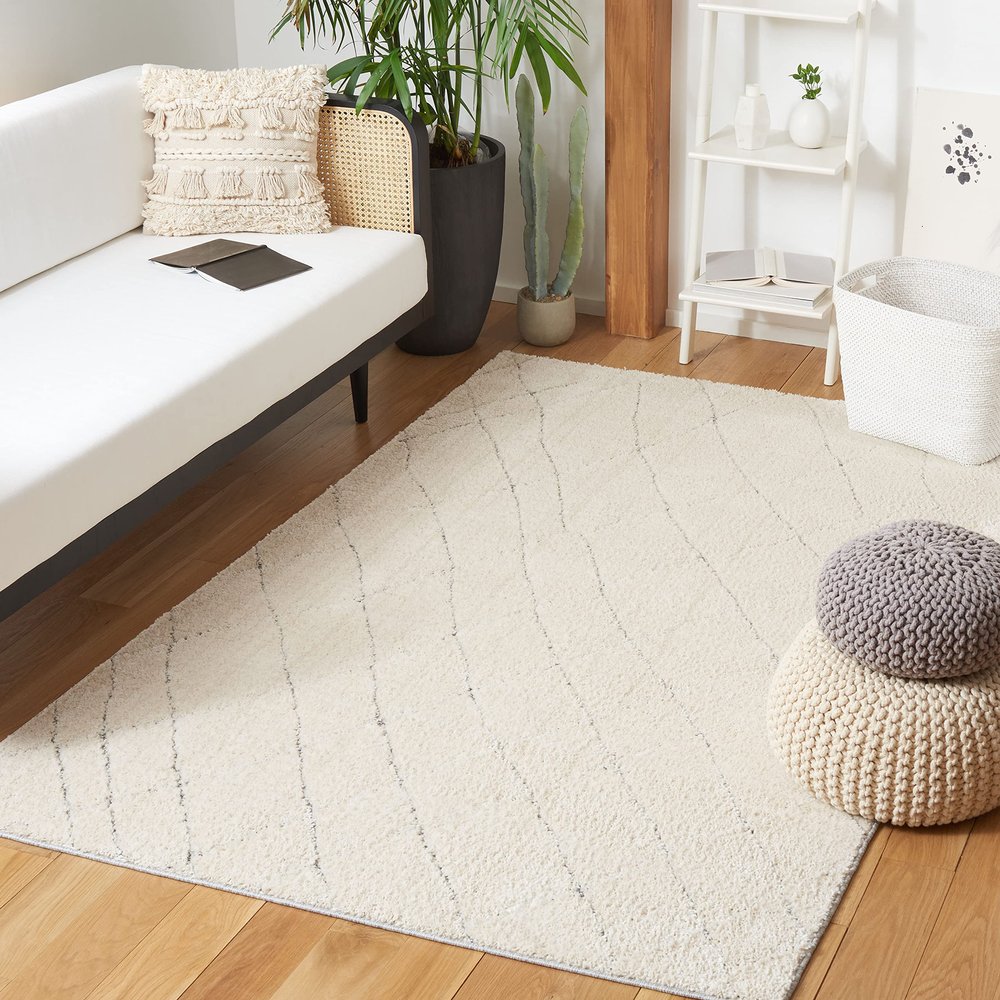 Martha Stewart x SAFAVIEH Shag Rug Collection - 4' x 6', Light Grey, & White, Non-Shedding & Easy Cleaning, Ultra Plush Thick Pile, Ideal for Living Room, Foyer, Bedroom, Accent Space (MSR0727F)