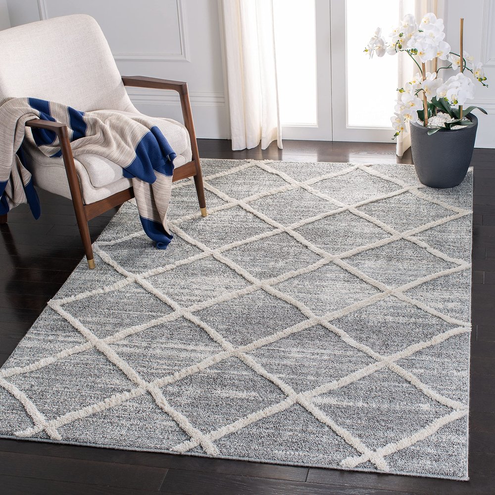 Martha Stewart x SAFAVIEH Shag Rug Collection - 5'1" x 7'6", White & Light Grey, Non-Shedding & Easy Cleaning, Ultra Plush Thick Pile, Ideal for Living Room, Bedroom, Dining Space (MSR0720A)