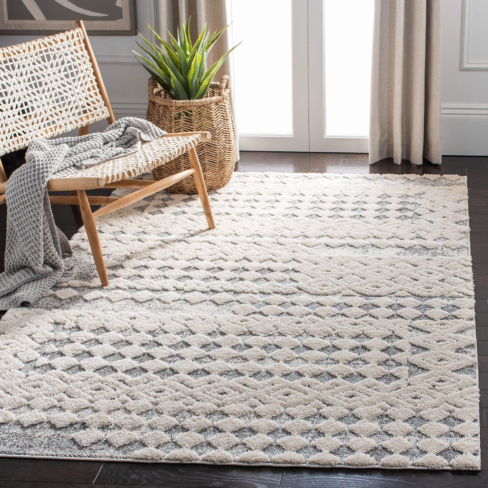 Martha Stewart x SAFAVIEH Shag Rug Collection - 4' x 6', White & Light Grey, Non-Shedding & Easy Cleaning, Ultra Plush Thick Pile, Ideal for Living Room, Foyer, Bedroom, Accent Space (MSR0737A)