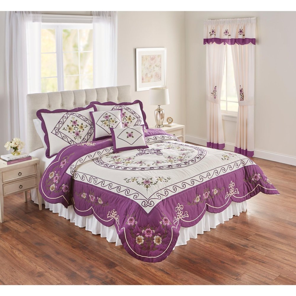 BrylaneHome Ava Oversized Embroidered Cotton Quilt - King, Plum