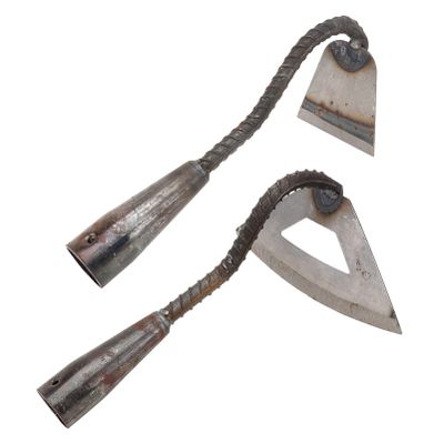 Cabilock 2pcs Outdoor Gardening Hoes Manganese Agriculture Tools for Digging Tilling and Planting Lightweight Hand Tools for and Farm Use