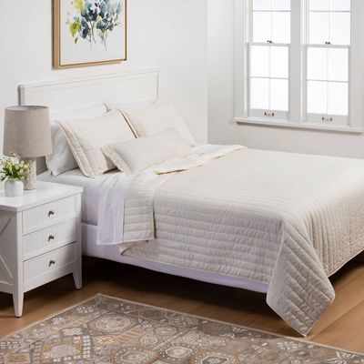 Fall Classic King Sour Cream 4pc Fairlawn Solid Quilt Set - Threshold Collection