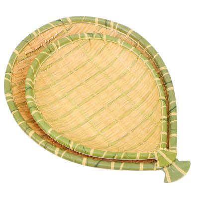 Cabilock 2pcs Imitation Woven Trays Decorative Storage Baskets for Snacks Fruits and Bread Unique Fish-shaped Design for Home and Hospitality Use