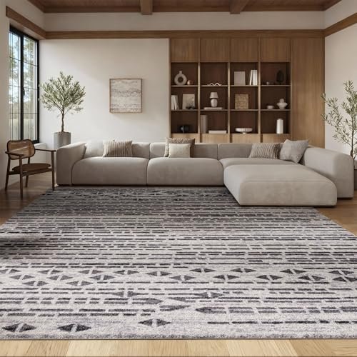 SAFAVIEH Area Rug 8x10 - Tulum Collection - Large - Black & Ivory, Moroccan Boho Design, Non-Shedding & Easy to Clean, Ideal for Living Room, Bedroom, Dining Space (TUL640Z)