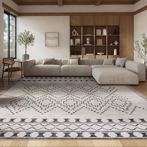 SAFAVIEH Area Rug 8x10 - Tulum Collection - Large - Black & Ivory, Moroccan Boho Tribal Design, Non-Shedding & Easy to Clean, Ideal for Living Room, Bedroom, Dining Space (TUL646Z)
