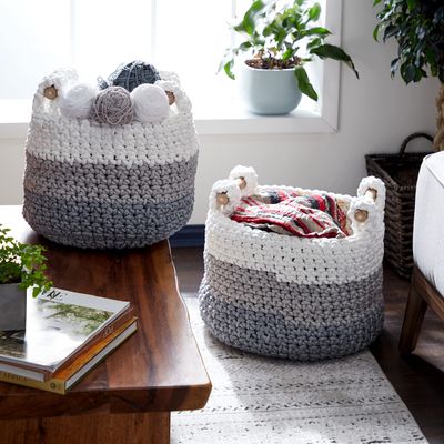 Deco 79 Polyester Handmade Ombre effect Storage Basket with Handles, Set of 2 13", 12"H, White