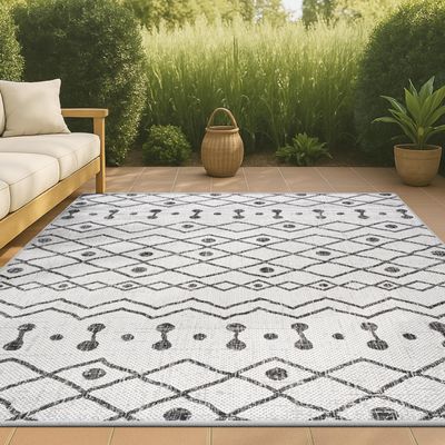 JONATHAN Y Tribal Bohemian Indoor Outdoor Area Rug 4X6 Ivory/Black, Nokat for Backyard, Patio, Porch, Easy-Cleaning, High Traffic, Pet-Friendly, Non-Shedding (SMB131D-4)