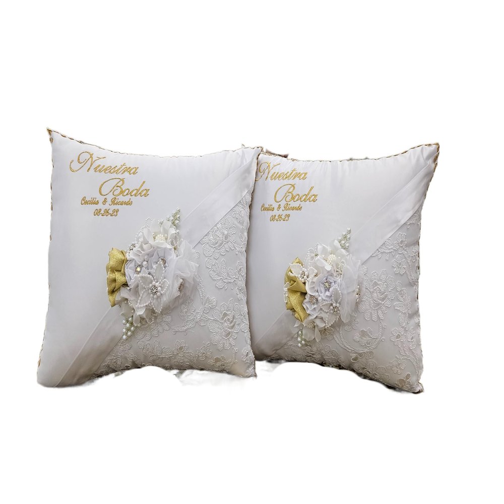 A&C Quinceaeras and More Wedding Pillow, Wedding Kneeling Pillow, Wedding Gift, Wedding Decorations 552 (White Gold, Album)