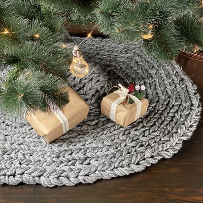 Chunky Christmas Tree Skirt Round Handmade for Mini Small Large Xmas Tree Decoration Chunky Knit different sizes and colors (48 Inches, Gray)