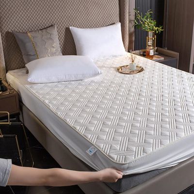 CFYCYHDZHT Easy Fit Sheets Thick Quilted Non Slip Deep Pocket Fitted Sheets, Bedroom Non Slip Mattress Protector is Single Double King Size White 150200cm