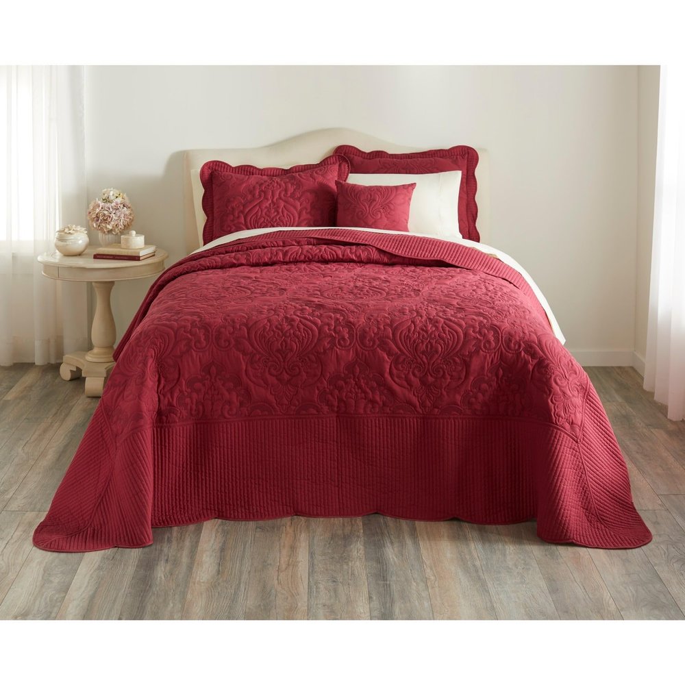 BrylaneHome Bedding Lightweight All Season Modern Amelia Quilted Damask Oversized Ultra Soft Bedspread - King, Berry