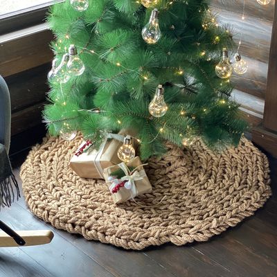 Christmas Tree Skirt Beige Round for Mini Small Large Xmas Tree Decoration Chunky Knit different sizes (45 Inches)