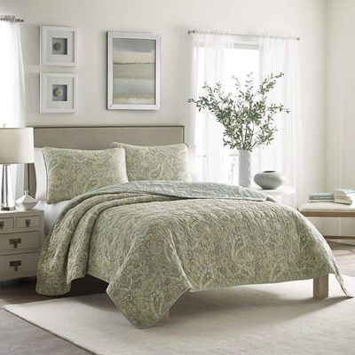 3 Piece Cottage Sage Green Quilts King Size Calming All Over Intricate Paisley Pattern Circle Quilted Coastal Quilt Set Inviting Relaxing Ambiance Decor Pre-Washed Cotton Reversible Farmhouse Bedding