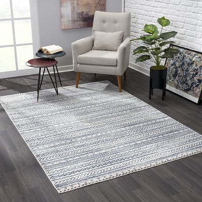 HomeRoots 100% Polypropylene 5 x 8 Navy Blue Decorative Stripes Area Rug