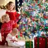 14000 Piece Christmas Icicle Tinsel Foil Fringes Tinsel Birthday Tinsel Curtain Strand Icicle Tinsel Christmas Tree Tinsel Decoration for Christmas Holiday Decor Birthday Supplies (Red and Green) view 3