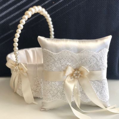 Flower Girl Basket Ivory Ring Bearer Pillow, Flower Girl Gift, Wedding Ring Pillow Ivory Wedding Pillow, Flower Girl Set, Flower Basket (White, 1 Pillow + 3 baskets)