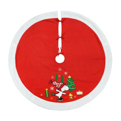 Peanuts Snoopy 48" Embroidered Applique Christmas Tree Skirt