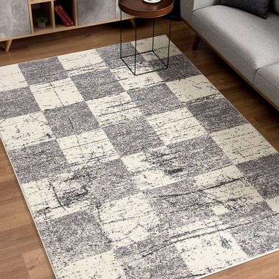 HomeRoots 100% Twisted Polyester 4 x 6 White and Gray Checkered Area Rug