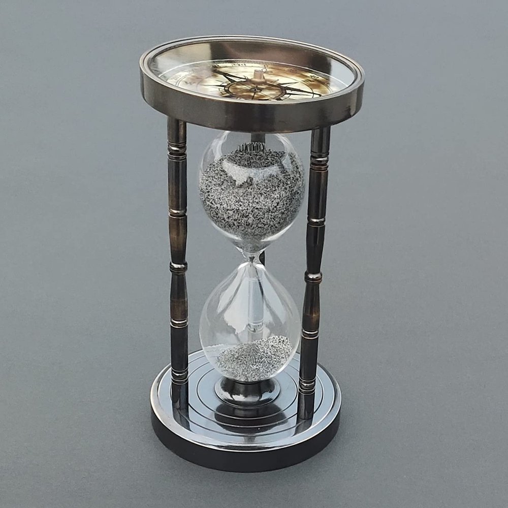 SIFAAT WORLD 5 Min's Nautical Hourglass Timer, Solid Brass Hourglass Sand Timer with Fully Functional Compass on Both Sides (Antique Maritime Compass)