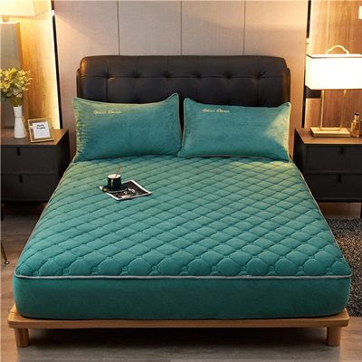 CFYCYHDZHT Cozy T-Shirt Soft,Thick Quilted Crystal Velvet Mattress Protection Cover, Warm Non Slip Embroidered Fitted Sheet for Single Double Bed Green 120cmx200cm