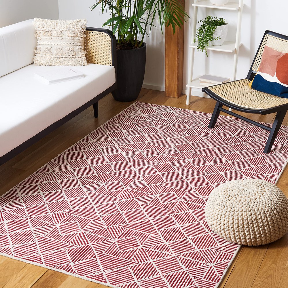 SAFAVIEH Abstract Collection Accent Rug - 3' x 5', Red & Ivory, Handmade Wool, Ideal for High Traffic Areas in Entryway, Living Room, Bedroom (ABT763Q)