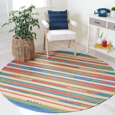 SAFAVIEH Montauk Collection 6' Round Green/Blue MTK553Y Handmade Boho Cotton Entryway Foyer Living Room Bedroom Kitchen Area Rug