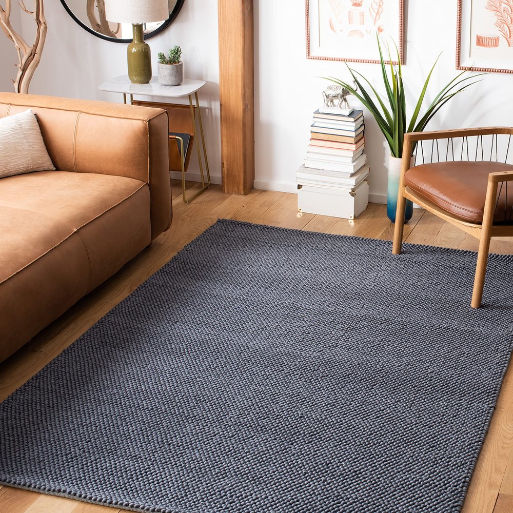 SAFAVIEH Area Rug 3x5 - Natura Collection - Dark Grey, Handmade Wool Blend, Textured Design, Ideal for Living Room, Bedroom, Dining Space (NAT425H)