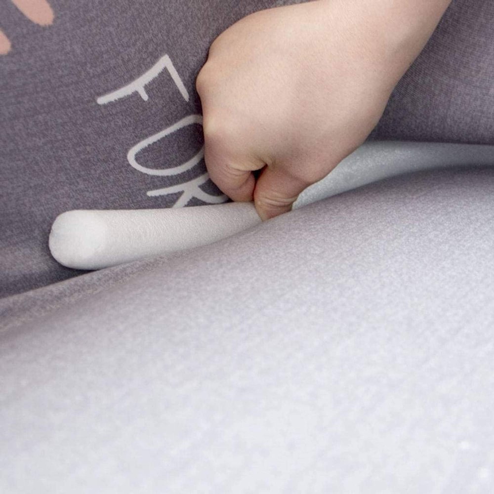 5m Universal Non-Slip Foam Strip, Foam Stick for Stretch Sofa Slipcover, Anti-skid Foam Strip for Sofa Cover, Foam Seal Stick Seam,Easy to Install,Diameter 3cm