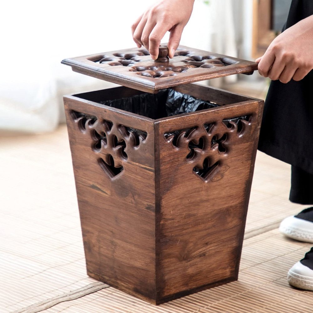 Creative Wooden Waste Paper Bin, Retro Carved Trash Can with Square Lid, Natural Wood Garbage Can Bin for Home Bathroom Office Kitchen