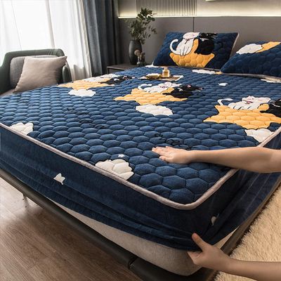 CFYCYHDZHT Bed Sheet Set,Thickened Warm Coral Velvet Box Spring Bed Mattress Protector, Non Slip Printing Mattress Top Hat for Boys Girls Bedroom Moon 150200cm (3pcs)