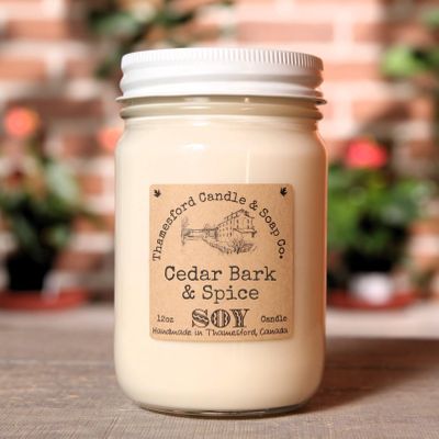 Cedar Bark & Spice Scented Candle - Nature's empowering cedar bark with subtle notes of spice (12oz)