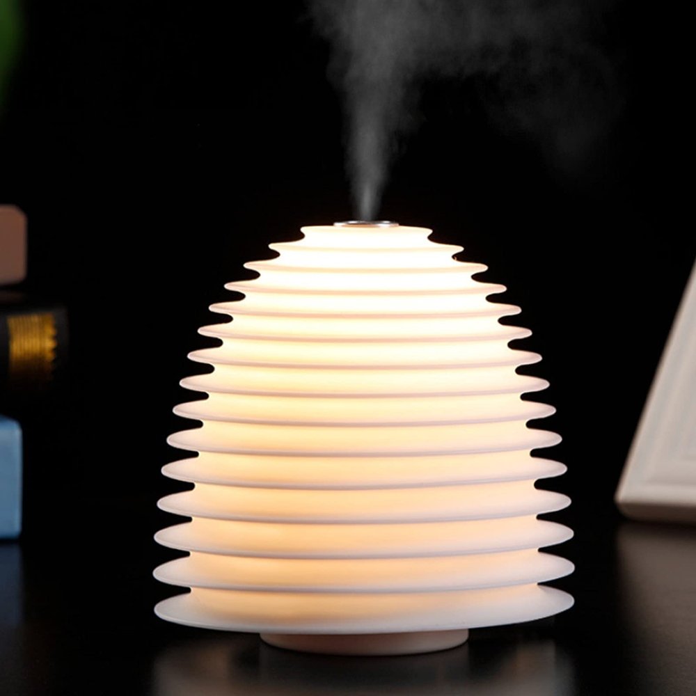 Lighthouse humidifier, 250ml Small Cold Fog humidifier, with Adjustable Night Light Function, USB Portable Desktop Baby Bedroom Office humidifier, Automatic Shutdown, Ultra-Quiet and Touch Control.