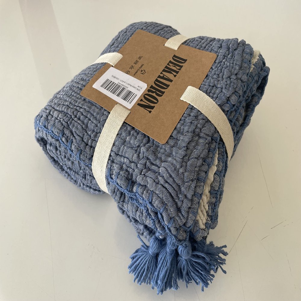 100% Cotton Muslin Throw Blanket, 4 Layers Bedspread, Soft Turkish Cotton Muslin Bed Cover, Reversible Coverlet, Indigo Blue (Throw 47x71-120x180cm)