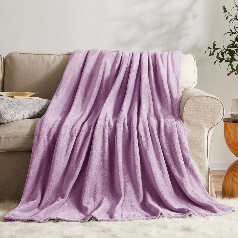 KMUSET Fleece Blanket Twin Size Lilac Lightweight Super Soft Cozy Luxury Bed Blanket Microfiber
