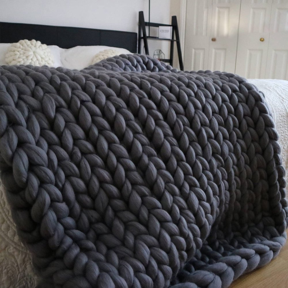 Handmade Chunky Knit Blanket Throw,Soft/Warmth Throw Blanket, Bedroom Decor Pet Bed Chair Blanket, for Sleep, Stress Or Home Dcor, Rest and Relax, Tight Braided Knit Blanket for Sofa Or Bed