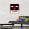 Trends International NBA Chicago Bulls - Logo 21 Wall Poster, 14.725" x 22.375", Gold Framed Version view 2