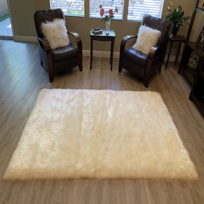 LAMBZY Faux Sheepskin Super Soft Hypoallergenic Silky Shag Rug for Living Room, Kids Room, Sofa (8'x11', Cream)